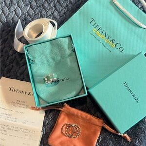 Tiffany & Co. Silver and Mint Green Heart Ring